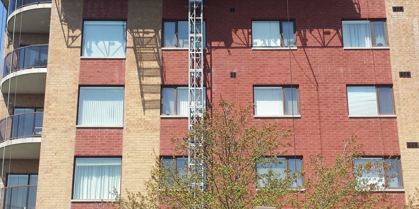 120 Wright Crescent Brick Image