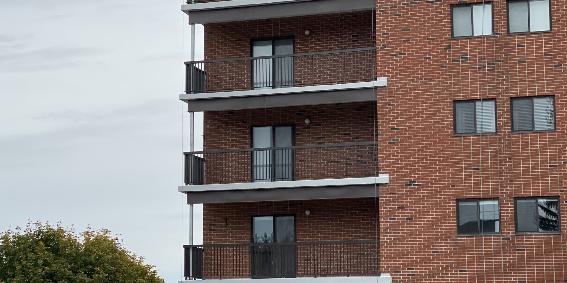 235 South Street Balcony Image