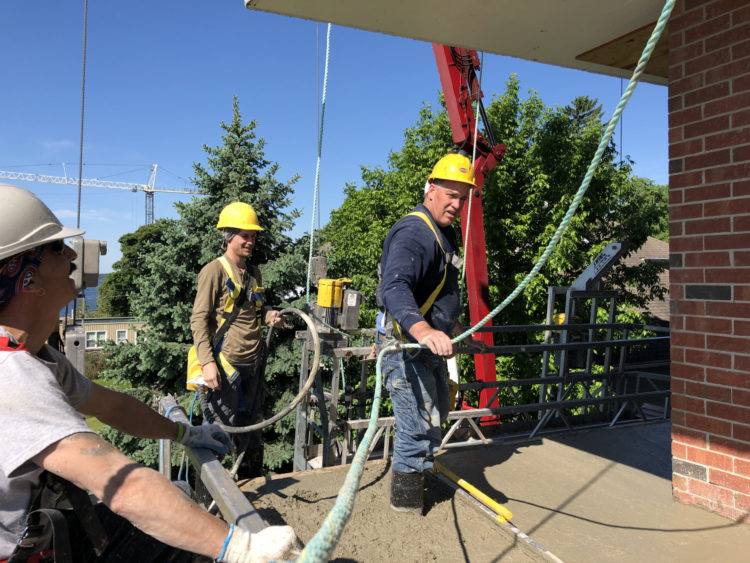 235 South Street Balcony Image