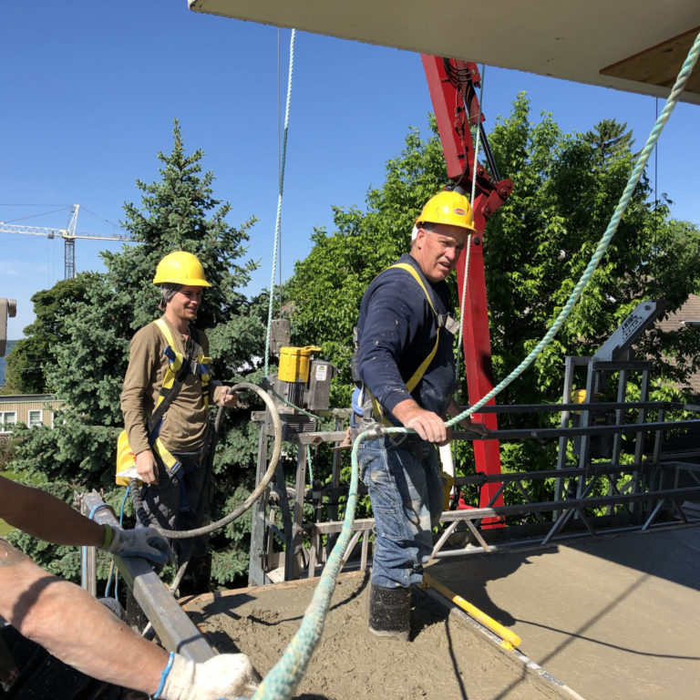 235 South Street Balcony Image
