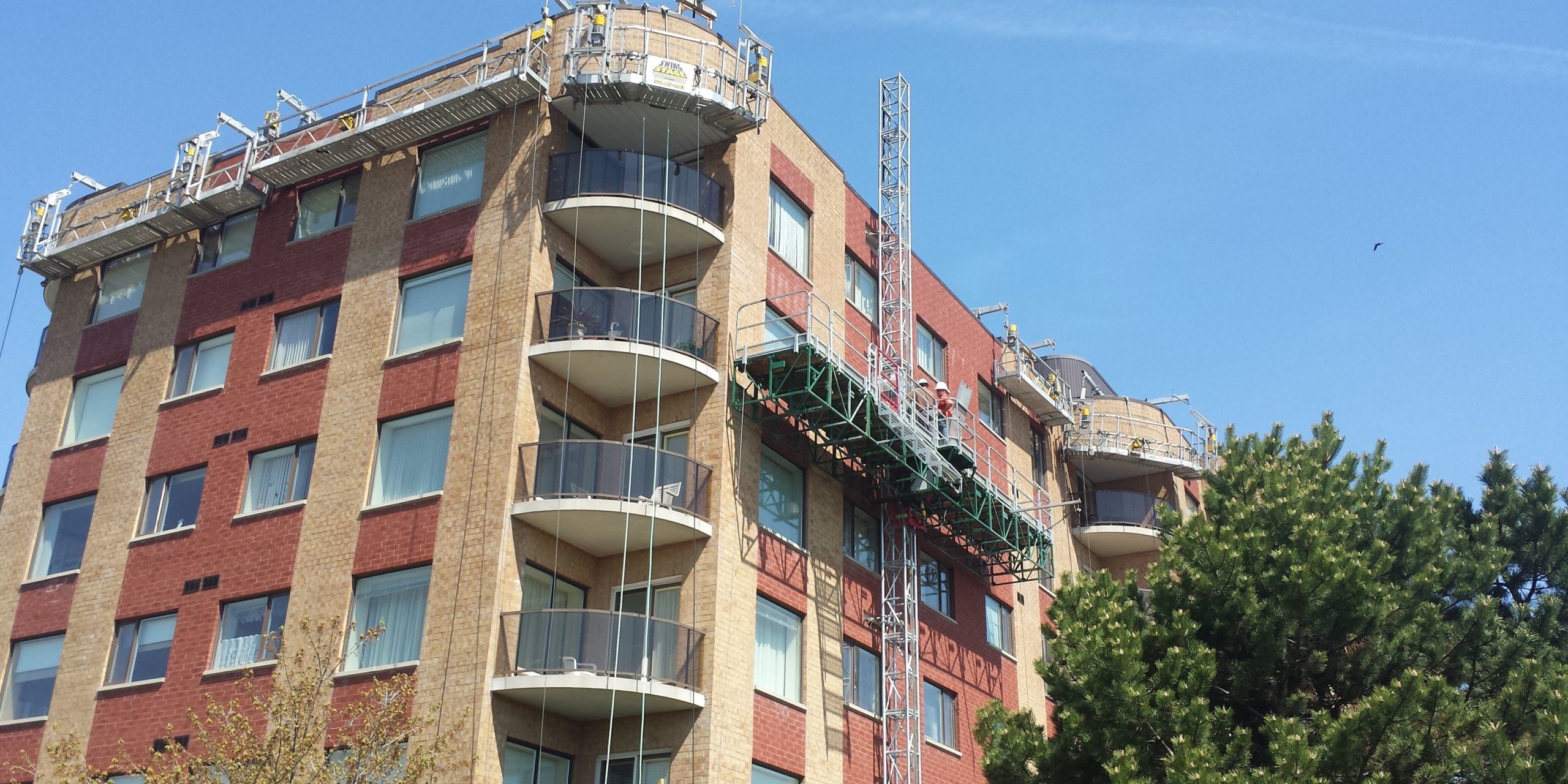 120 Wright Crescent Brick Image