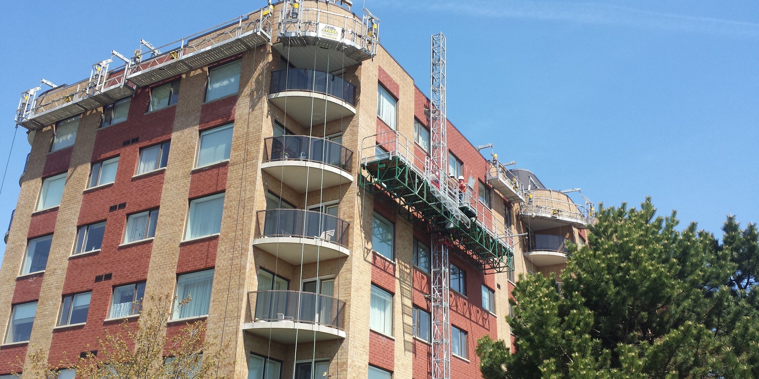 120 Wright Crescent Brick Image