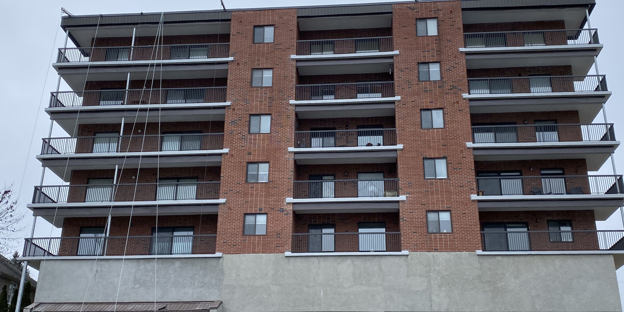 235 South Street Balcony Image