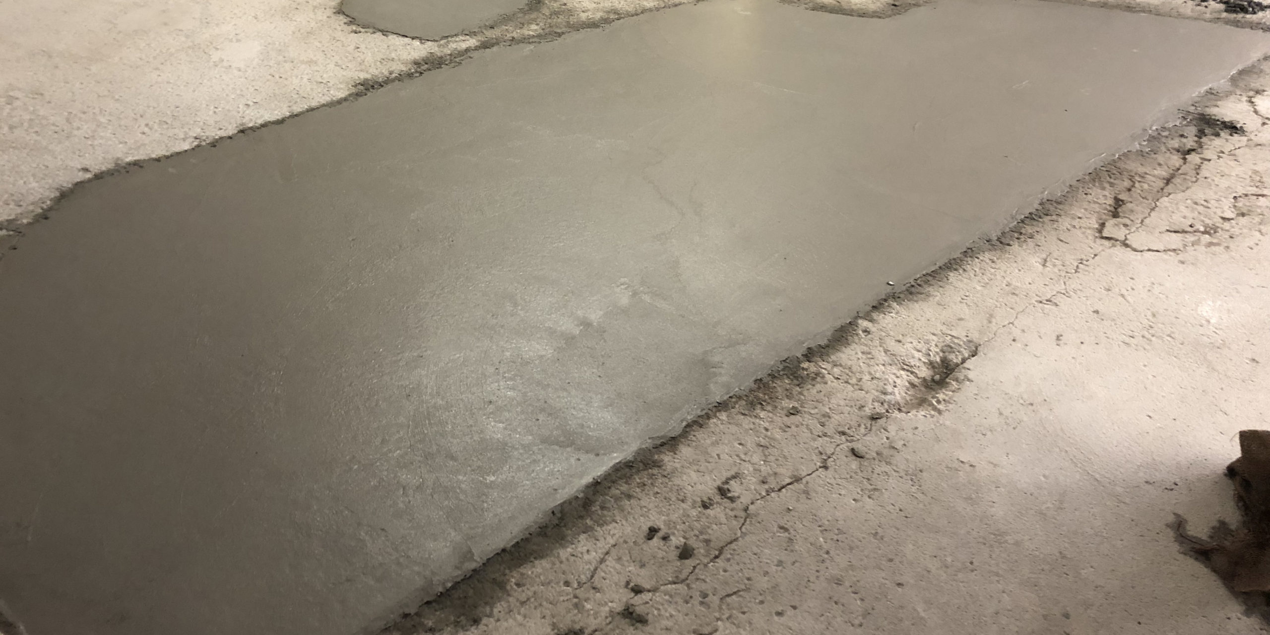 235 South Street Parking Garage Image