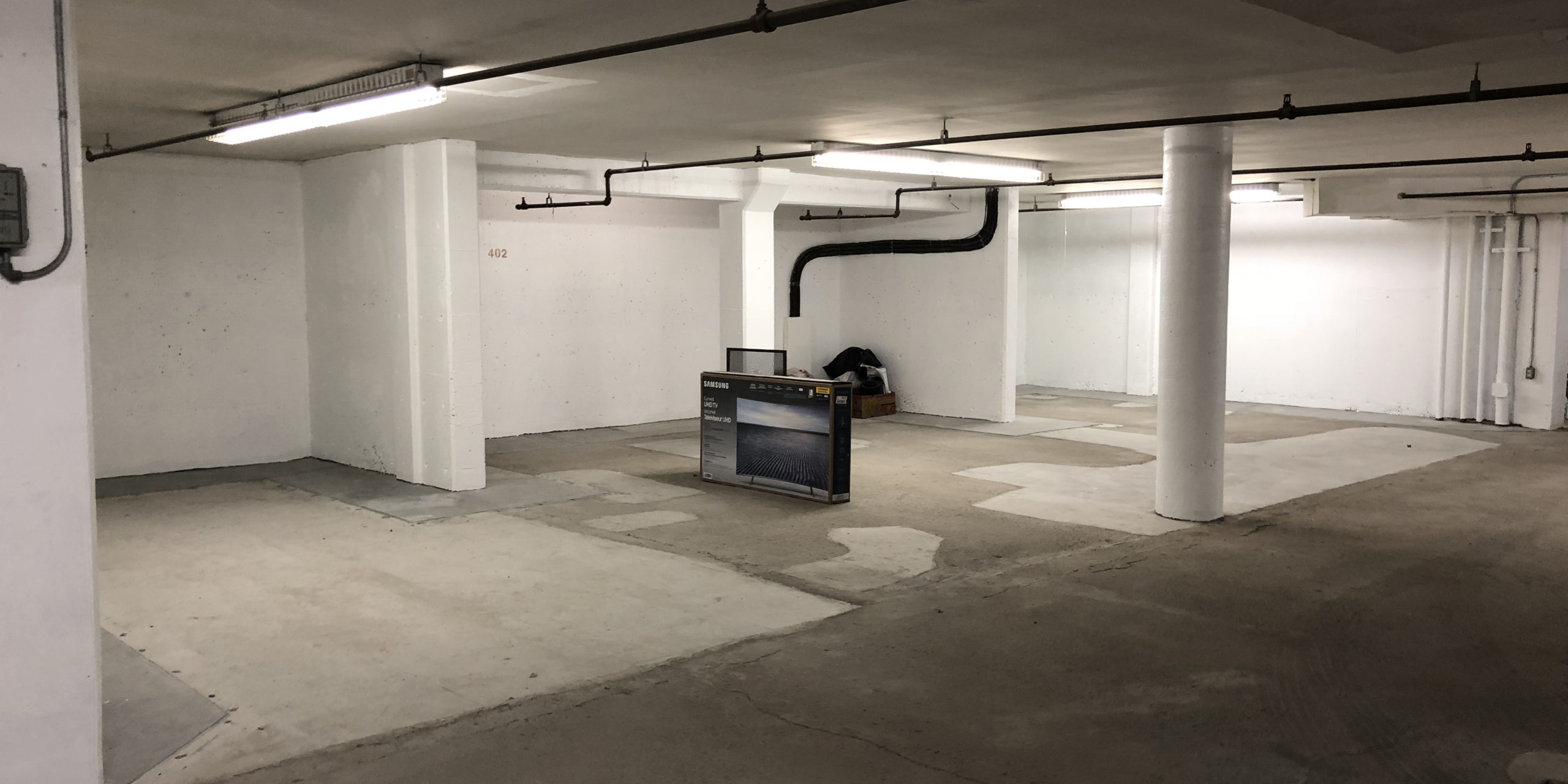 235 South Street Parking Garage Image